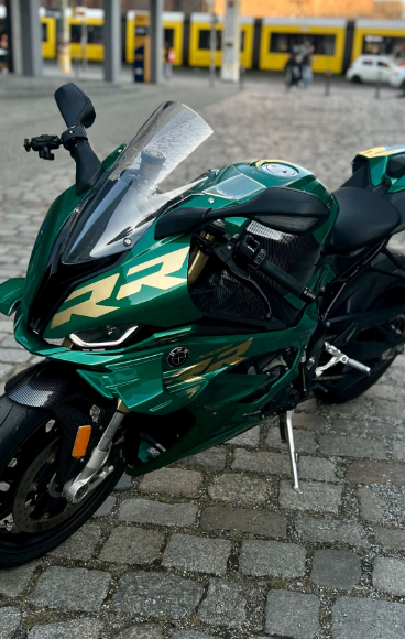 Amotopart 2023-2024 BMW S1000RR  Racing Green Fairing Kit