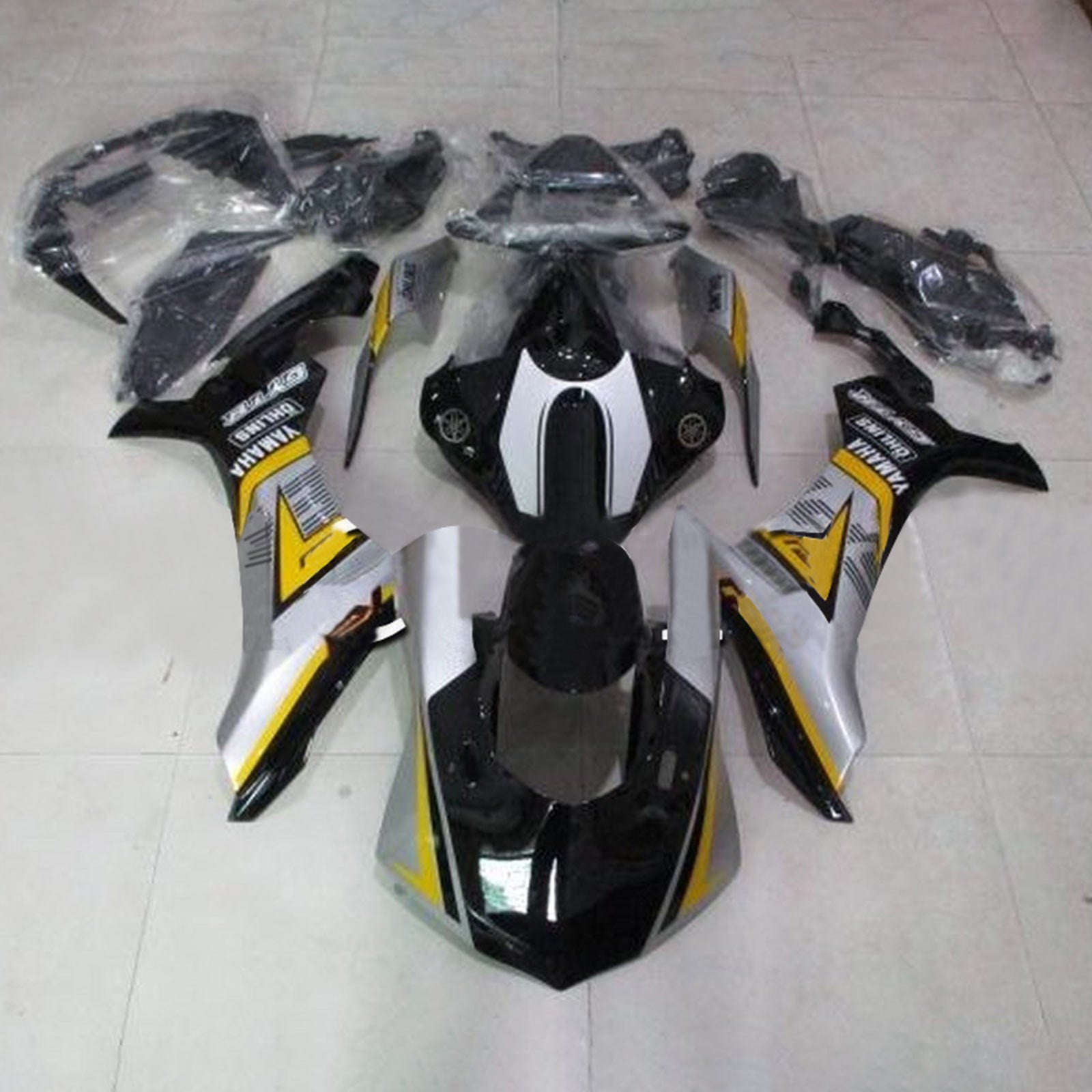 Amotopart 2015-2019 Yamaha YZF 1000 R1 Kit de carénage argent et jaune