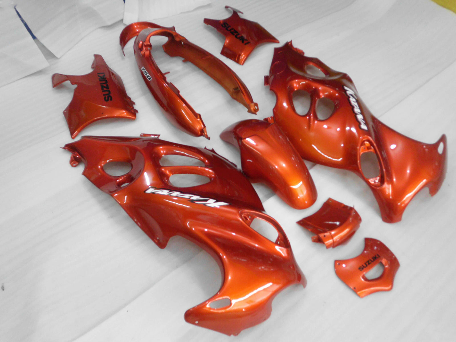 Amotopart Verkleidungssatz für Suzuki Katana GSXF600/750, Orange, 1998–2006