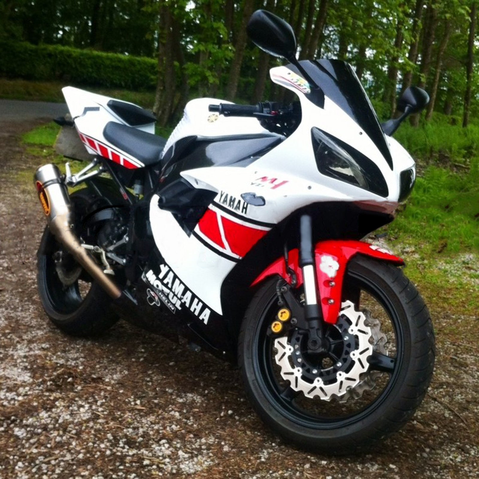 Amotopart Yamaha 2002-2003 YZF 1000 R1 White With Red Fairing Kit
