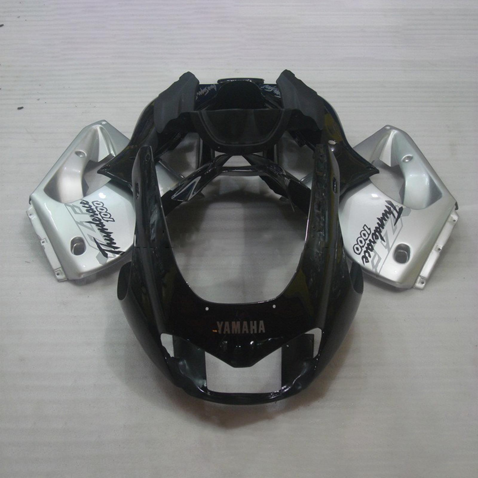 Amotopart 1997–2007 Yamaha YZF1000R Thunderace Verkleidungsset in Schwarz und Silber