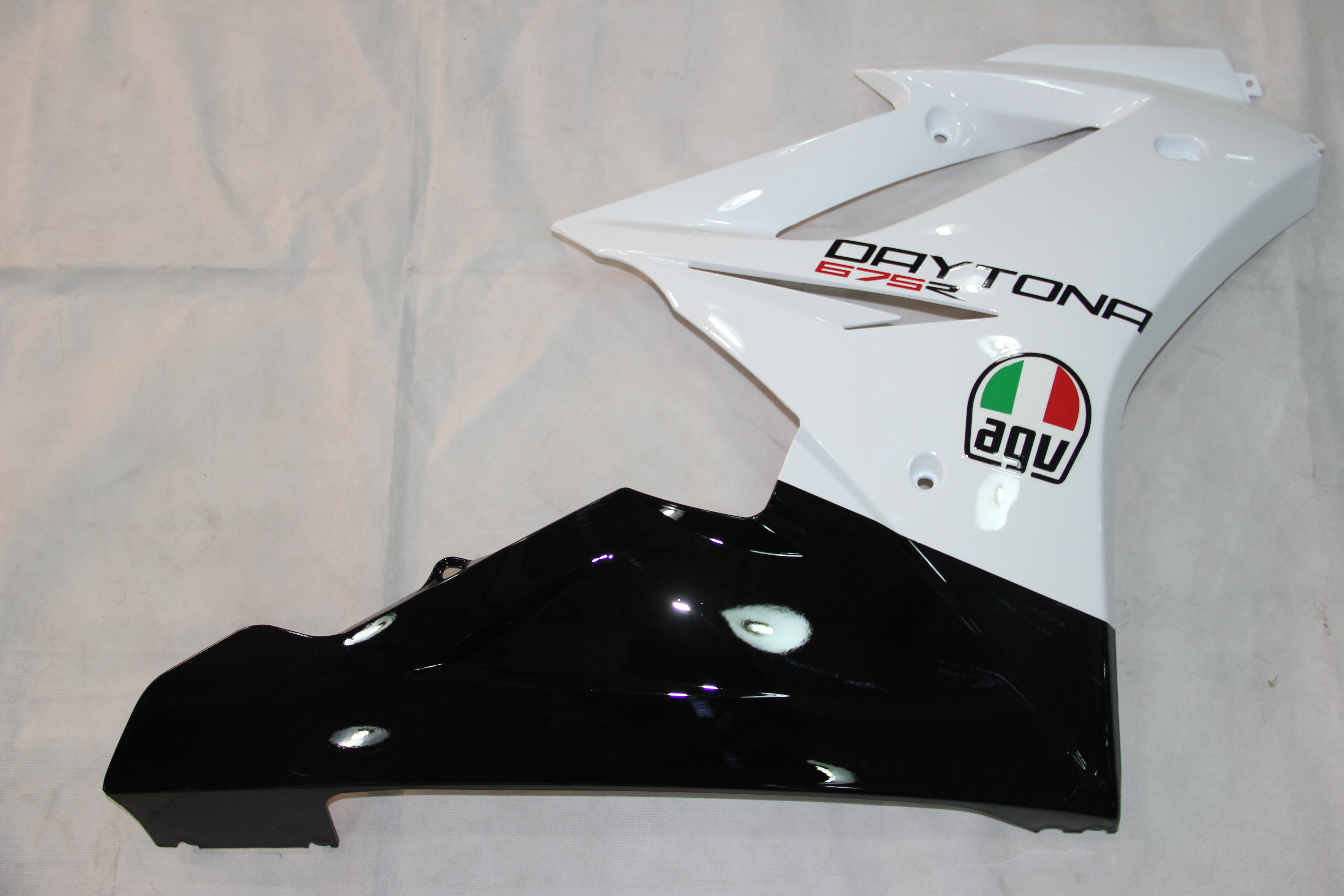 Amotopart 2009-2012 Triumph Daytona 675 Kit de carenado blanco