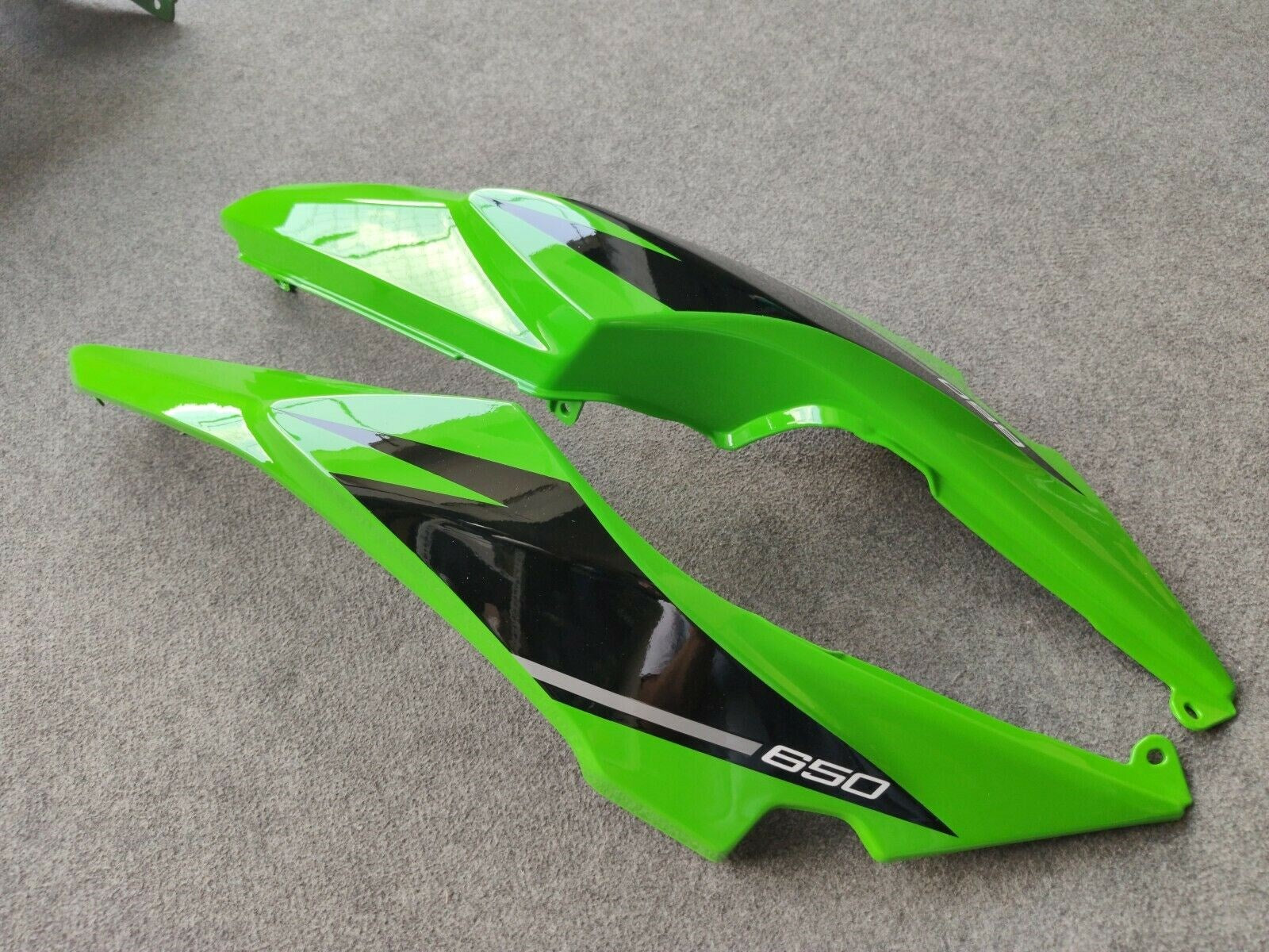 Amotopart 2017-2019 Kawasaki Ninja 650 EX650 Fairing Green Kit