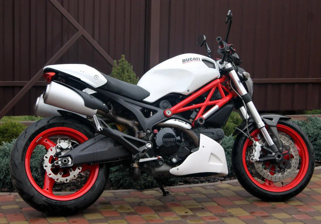 Amotopart Ducati alle Jahre Monster 696/796/1100 S EVO weißes Verkleidungsset