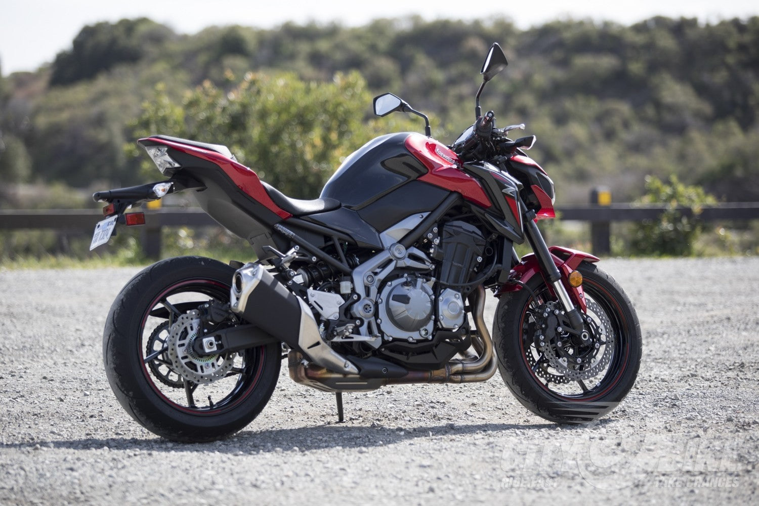 Amotopart Kawasaki 2017–2019 Z900 rotes Verkleidungsset