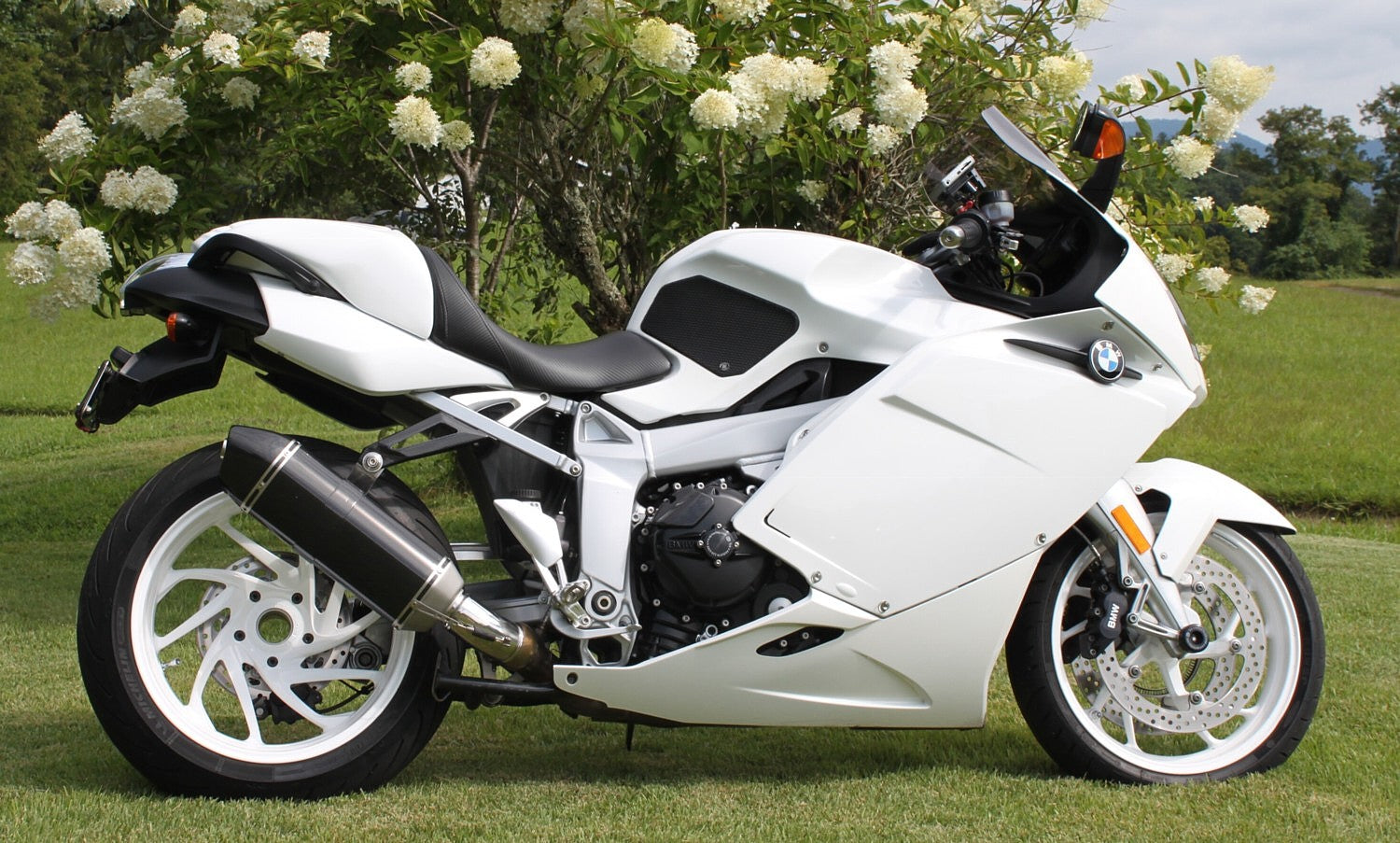 Amotopart BMW 2005-2010 K1200S White Fairing Kit