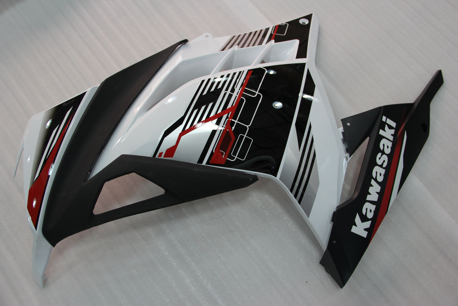 Kit carena Amotopart 2013-2017 Kawasaki EX300R bianco e nero