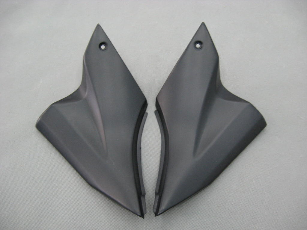 Amotopart 1999-2007 GSX1300R Suzuki Kit de carénage argenté et noir