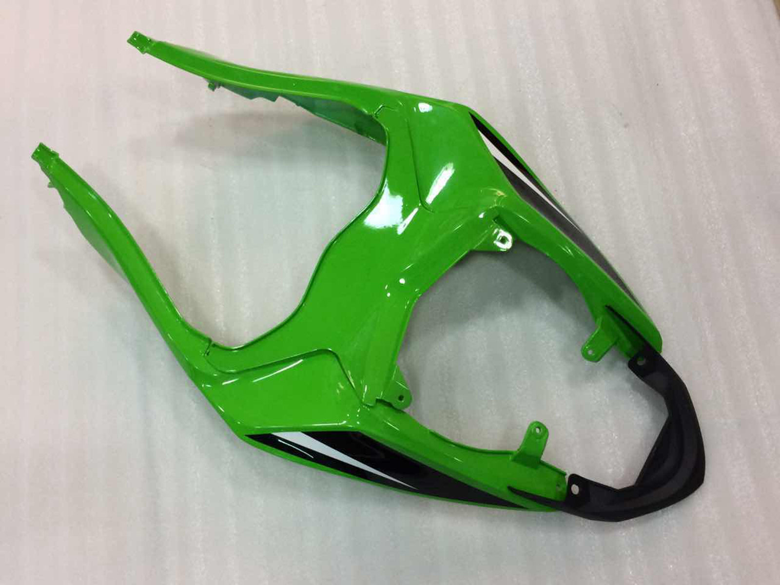 Amotopart 2013-2018 Kawasaki ZX6R Fairing Green&Black Kit