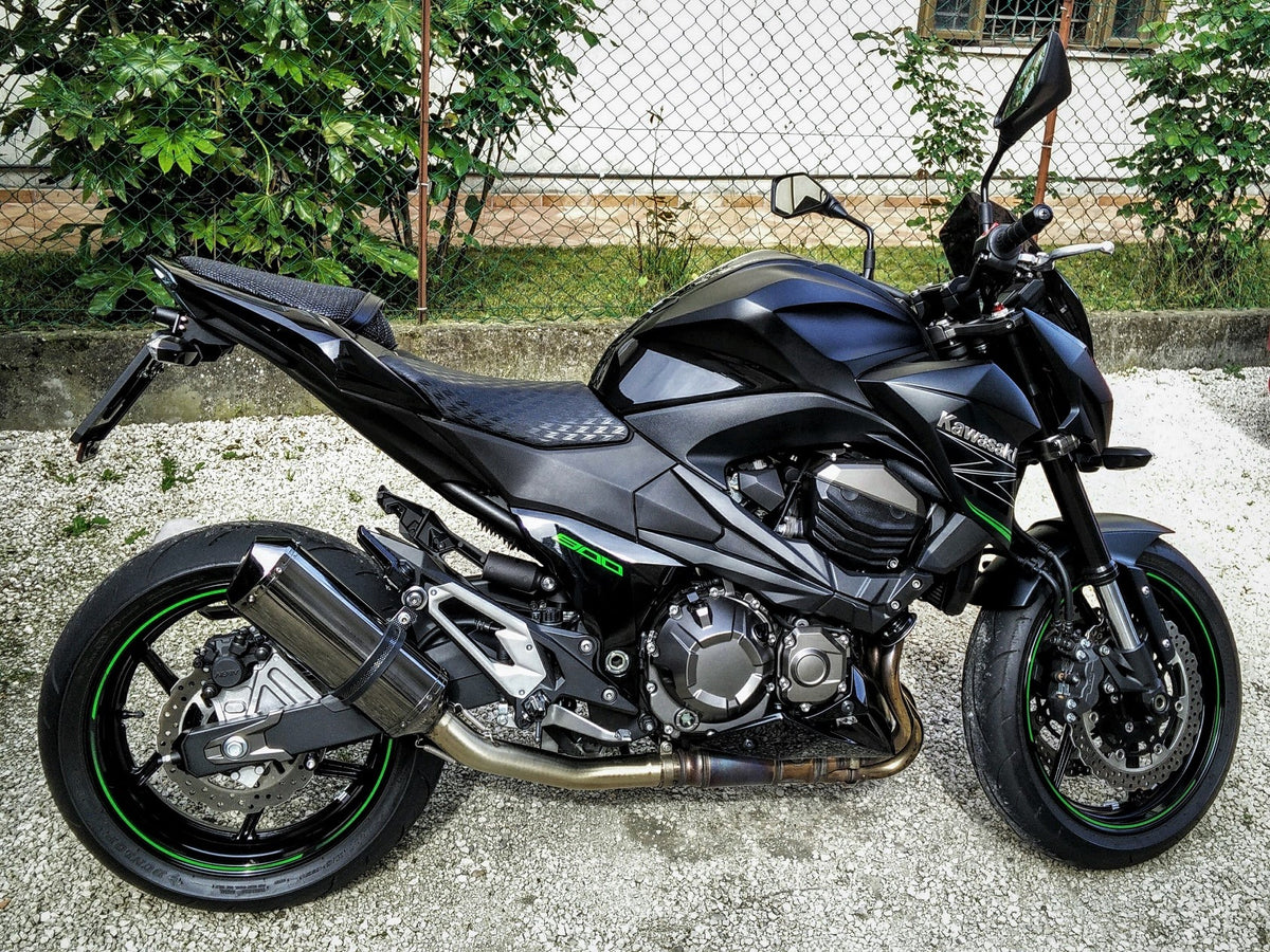 Amotopart 2013–2018 Kawasaki Z800 schwarzes Verkleidungsset