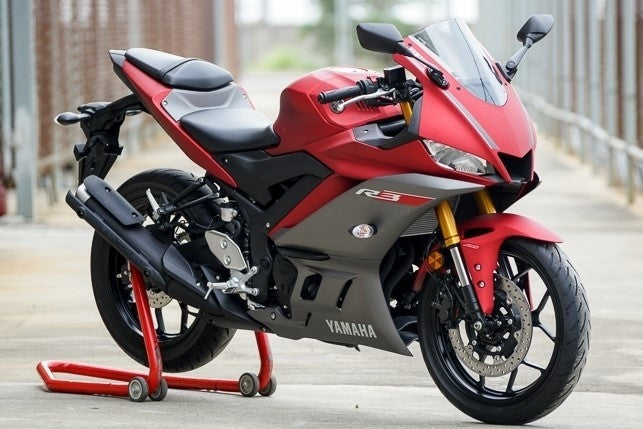 Amotopart Yamaha 2019-2021 YZF-R3 R25 Kit de carenado rojo y gris